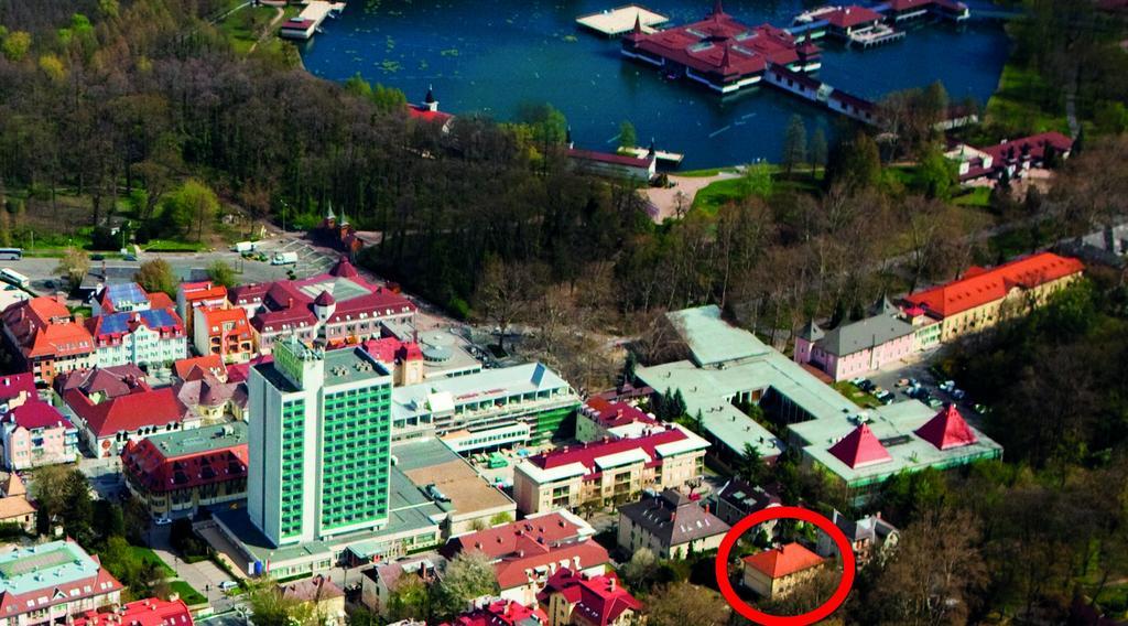 Hévíz Villa Familia Esterno foto