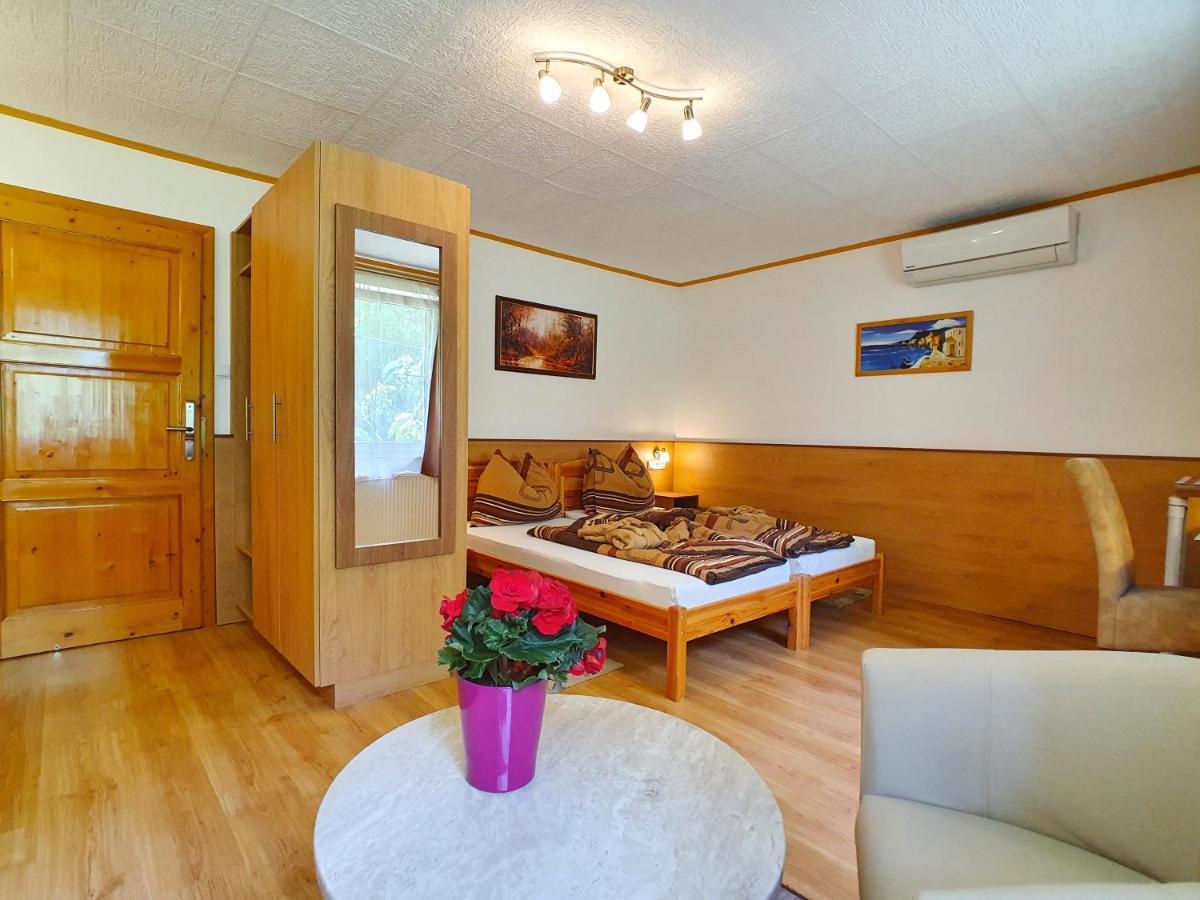 Hévíz Villa Familia Esterno foto