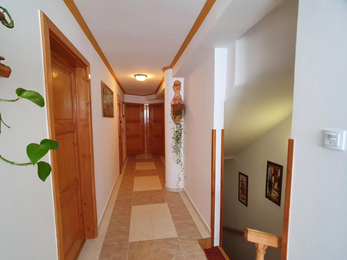 Hévíz Villa Familia Esterno foto