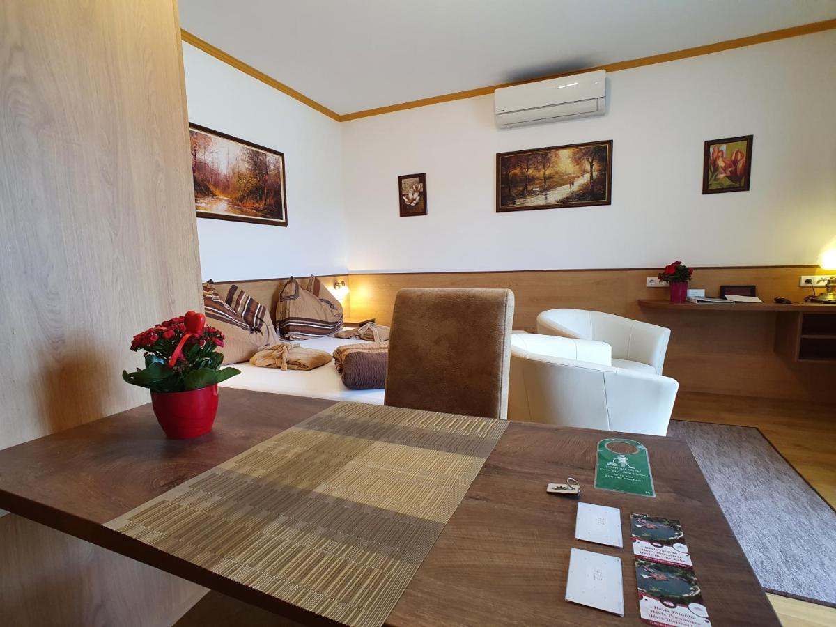 Hévíz Villa Familia Esterno foto