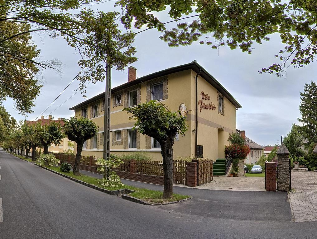 Hévíz Villa Familia Esterno foto
