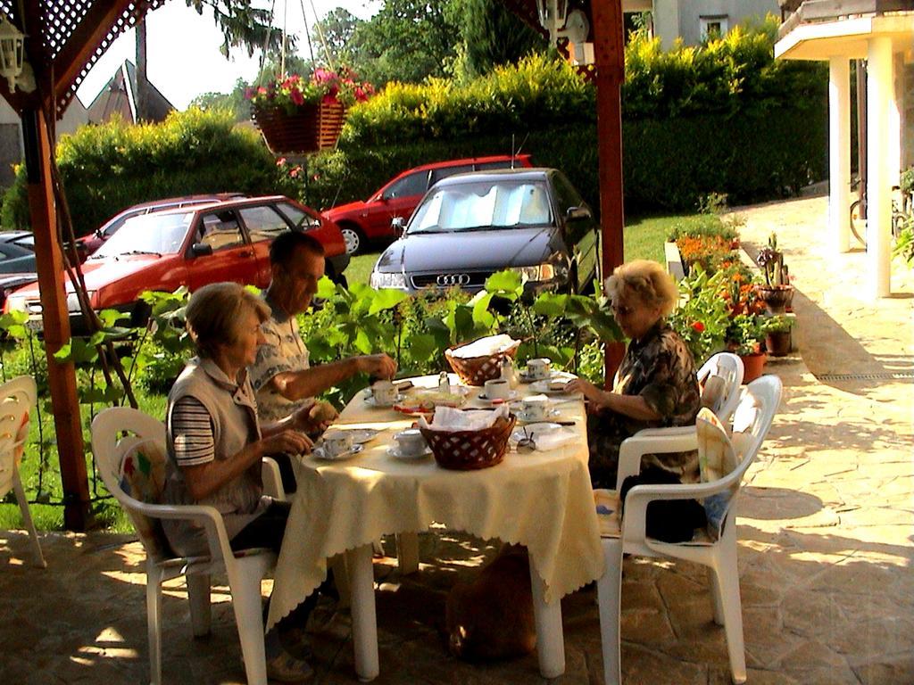 Hévíz Villa Familia Esterno foto